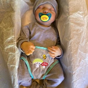 Lifelike Reborn Baby Doll 19" vinyl Newborn Gray Jizhi Boy Mushroom